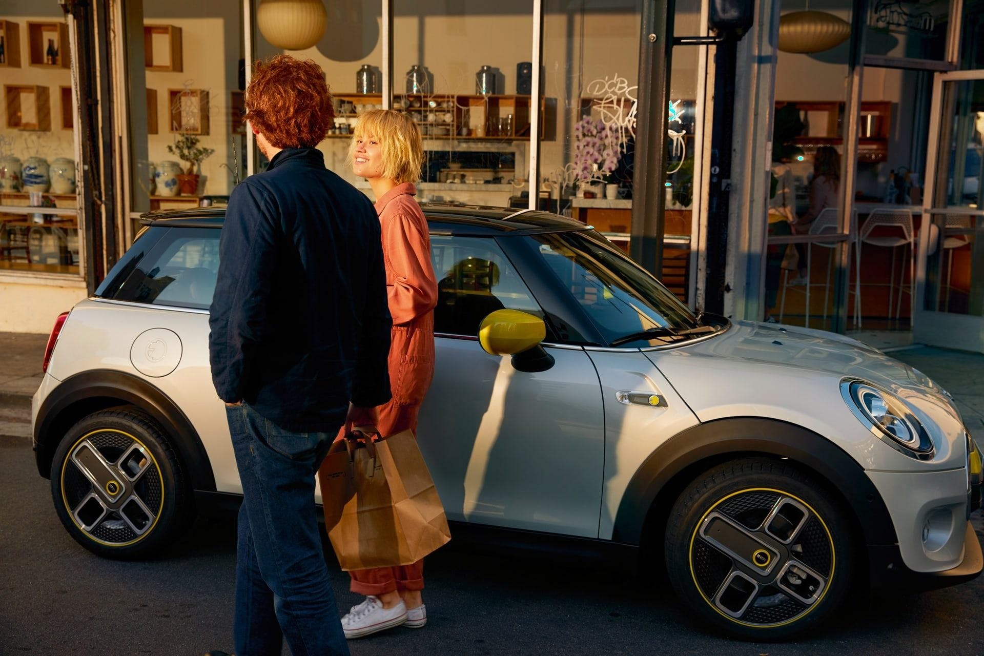 Electric World Premiere